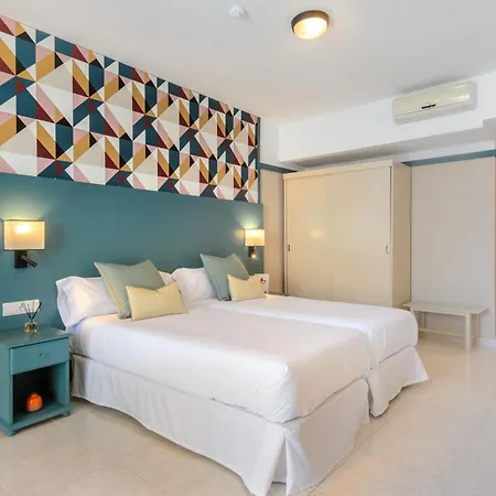 Vibra Club Maritim 3*