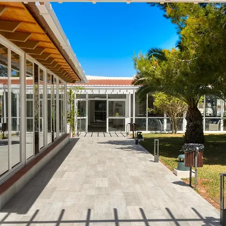 Vibra Club Maritim Apart Otel 3*