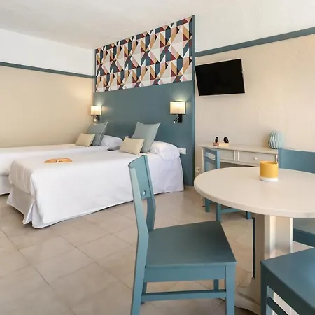 Vibra Club Maritim 3*